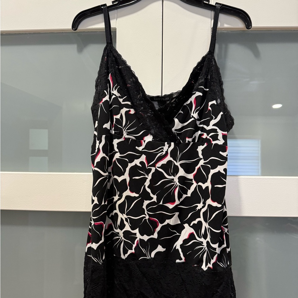 White House Black Market Black Floral Lace Cami Top with Lace Trim sz XL